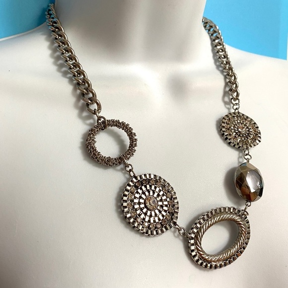 Simply Vera VERA YANG Jewelry Silver Tone Necklace Chunky Chain Rhinestones - Picture 1 of 9